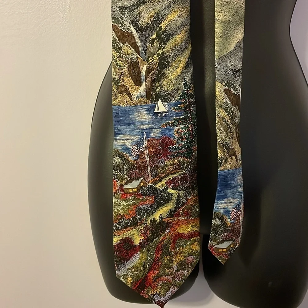 Van Heusen Americana Series Mountain Vista Circa 1936 Silk Necktie Tie